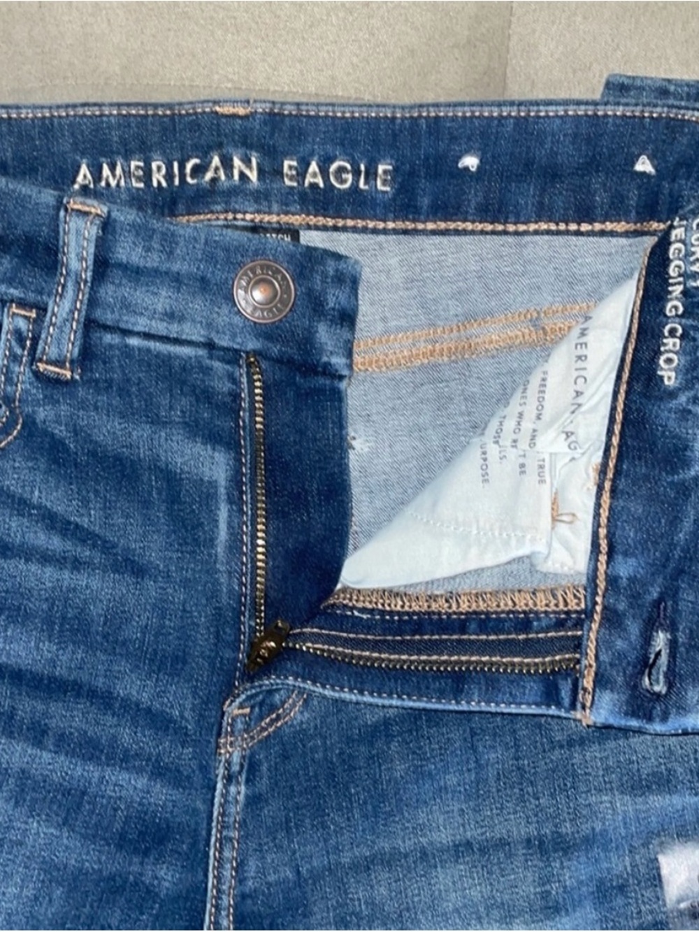 American Eagle Outfitters High-Rise Indigo Blue Women’s Jeans - Picture 11 of 16